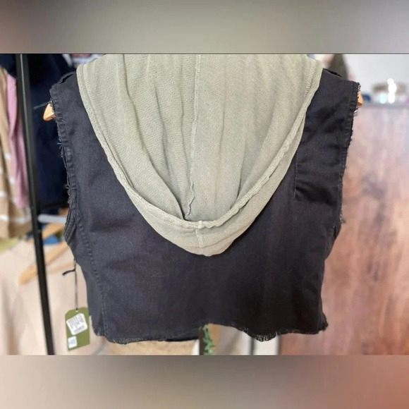 R&R SURPLUS VINTAGE HOODED VEST - Picture 5 of 6